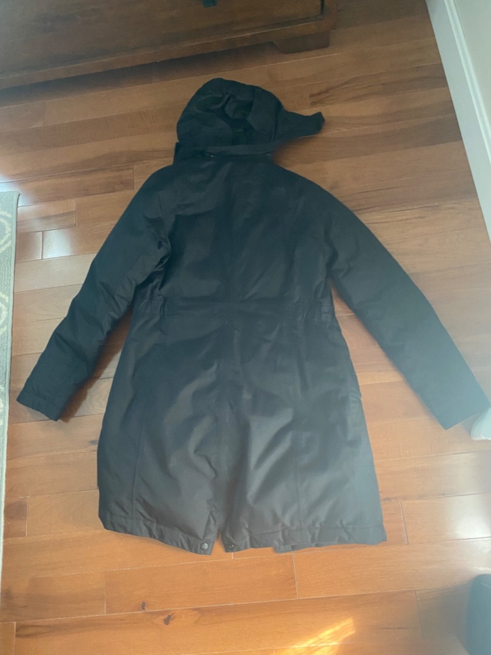 The North Face Parka Black Women's Medium Like New - Picture 3 of 4